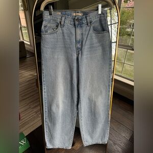 Levi’s Baggy Dad denim in Fan flare